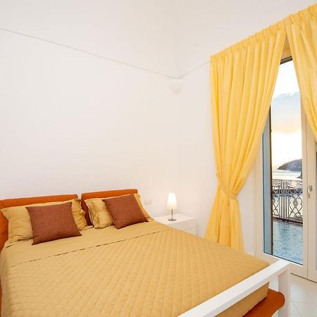Amore Rentals - Palazzo Della Storia Amalfi Exterior foto